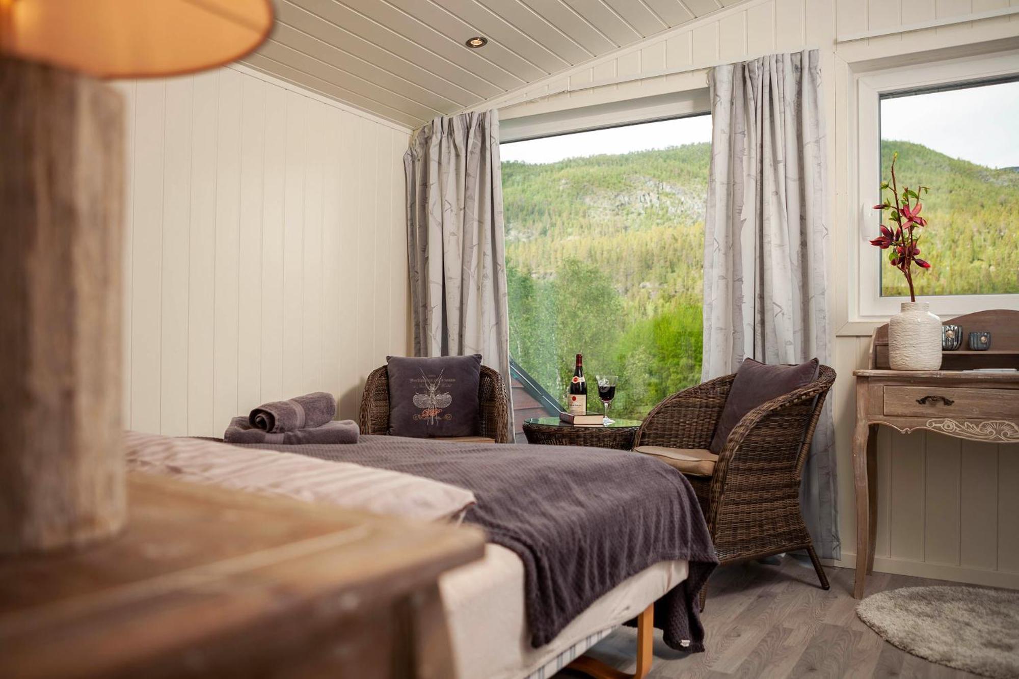 Reisa Lodge Storslett Phòng bức ảnh