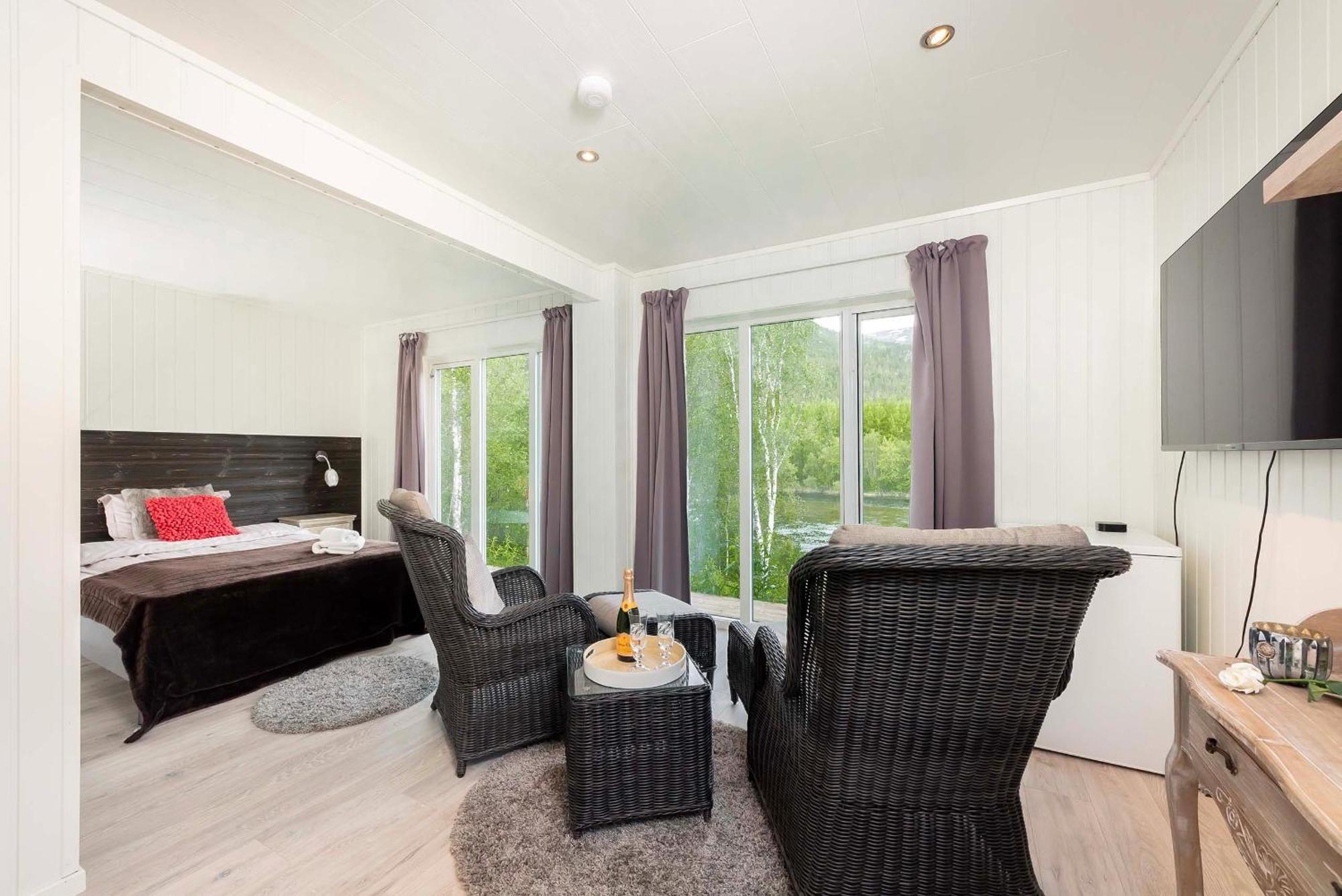 Reisa Lodge Storslett Phòng bức ảnh
